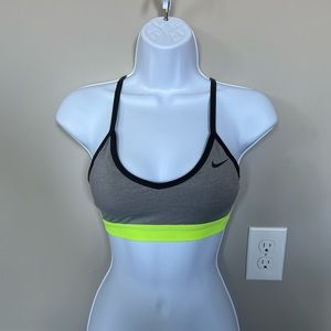 Women's Indy Nike Sports Bra In Grey/Volt(neon Yellow-green)